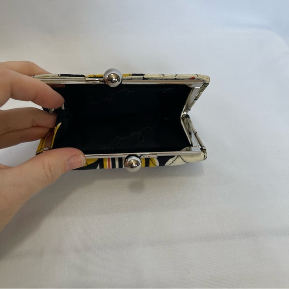 Vera Bradley Quilted Wallet in Black, Yellow, and Cream Dogwood KISS-n-Snap - Picture 7 of 9